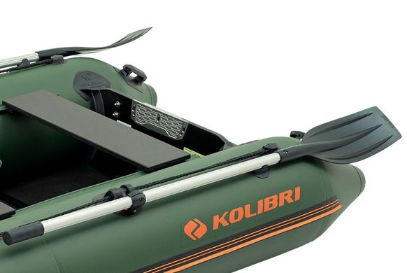 Kolibri KM-260D (Колибри КМ-260Д) зелёная моторная килевая надувная лодка + слань-книжка